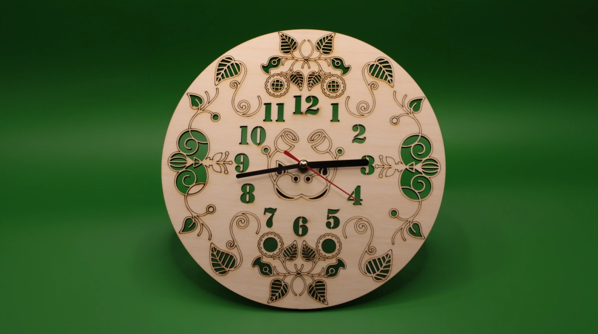 Laser Design - jouw klok van hout